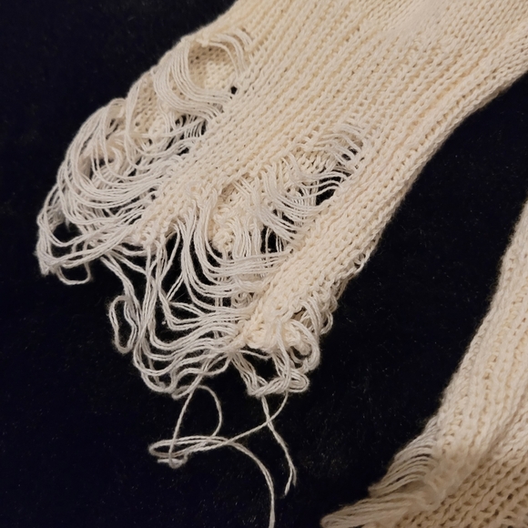 Widow Dolls Kill Distressed Crow Sweater - Picture 4 of 4